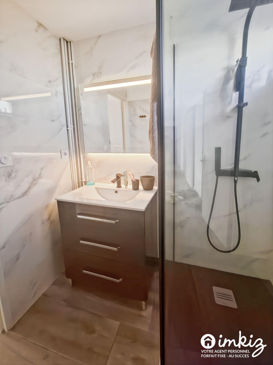 
                                                Vente
                                                 Appartement 3 pièces - 73 m2