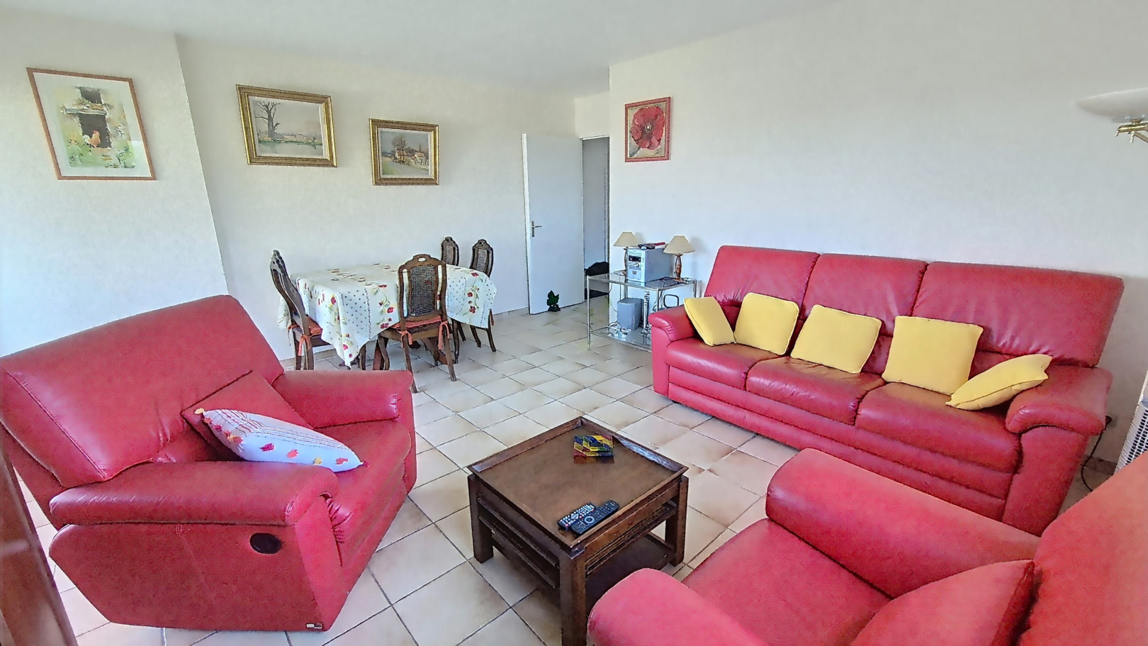 
                                                Vente
                                                 Appartement  - 3 pièces  - 74.06 m²