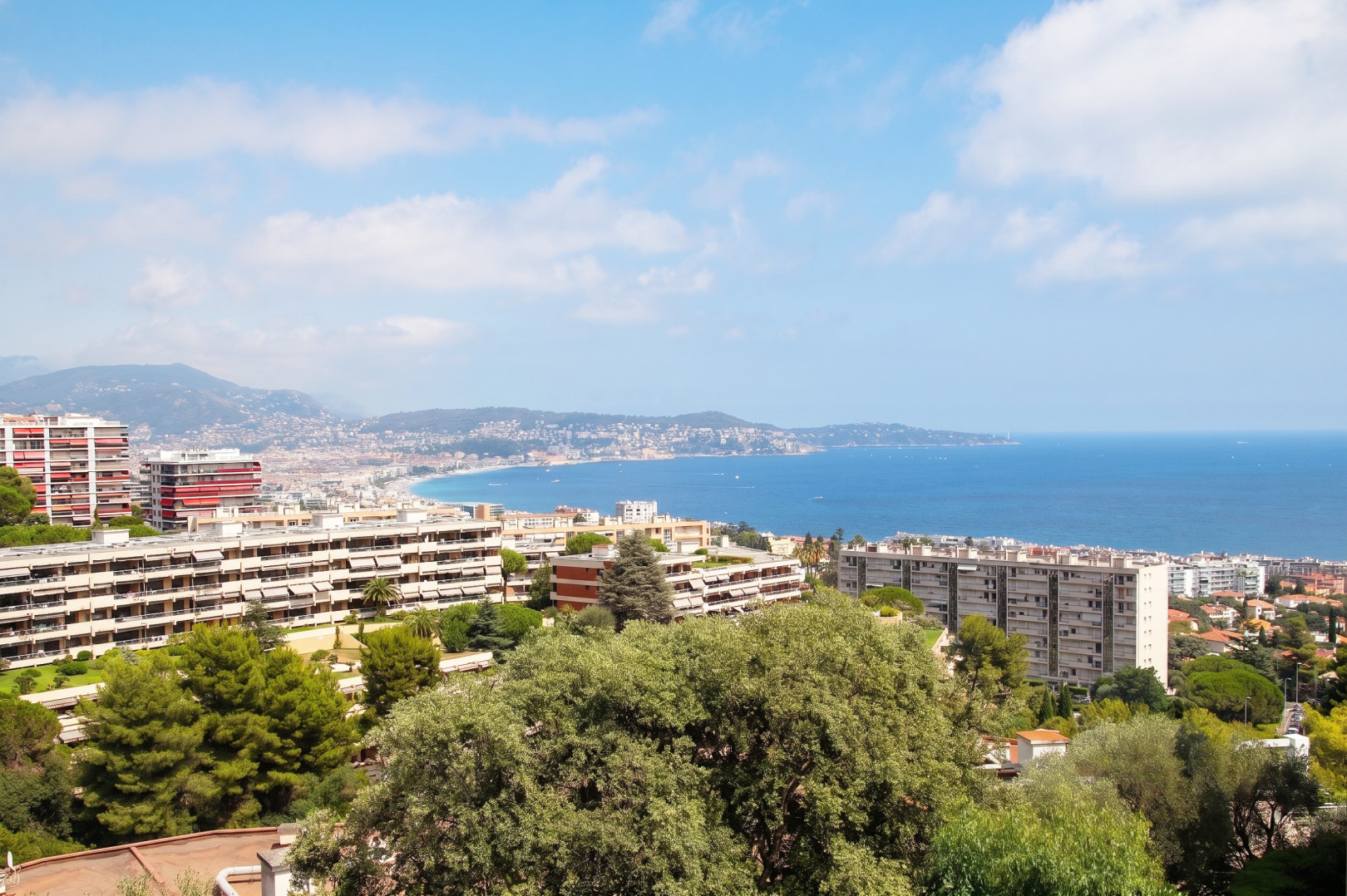 
                                                Vente
                                                 Appartement  - 3 pièces  - 75.14 m²