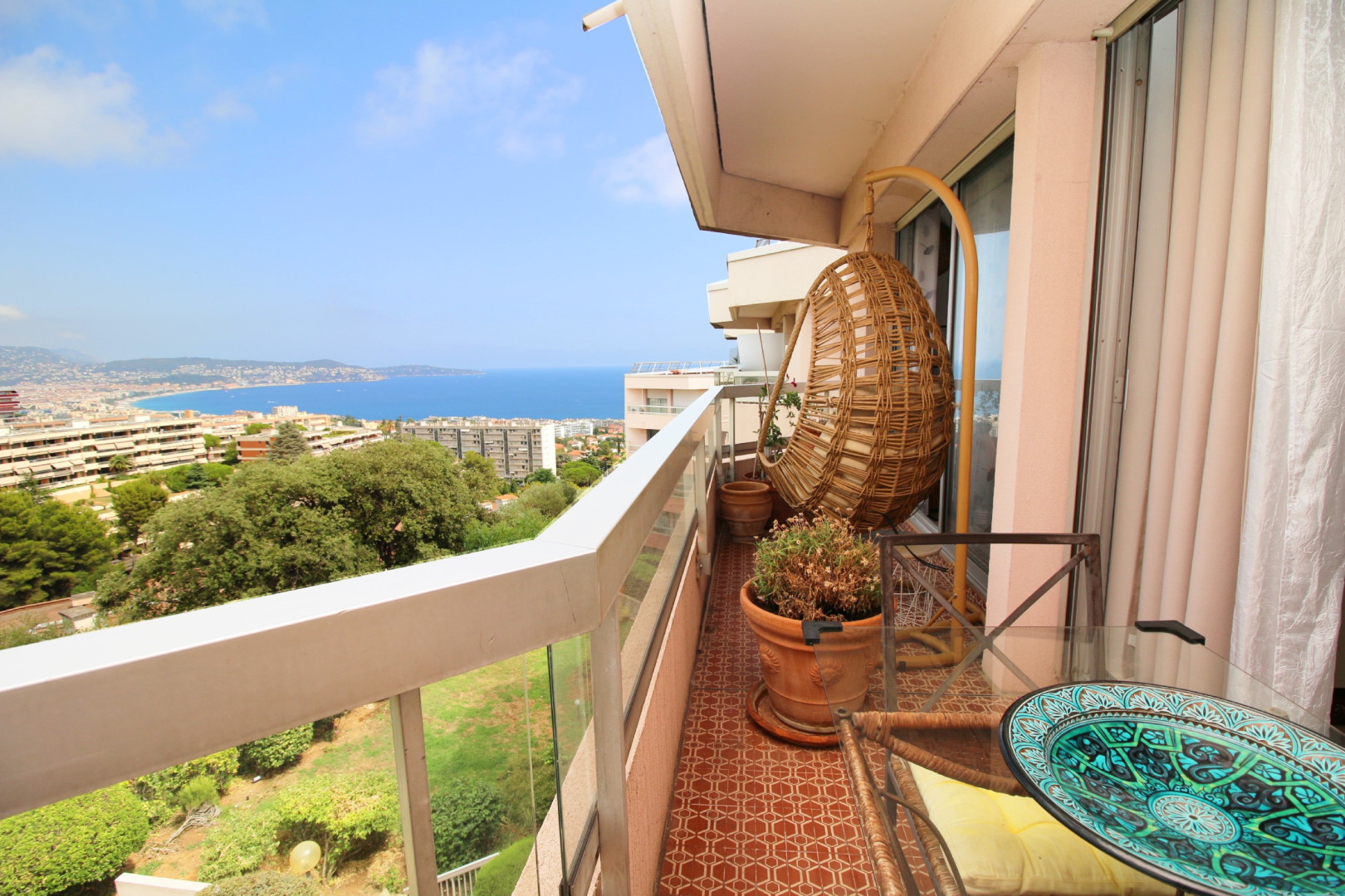 
                                                Vente
                                                 Appartement  - 3 pièces  - 75.14 m²