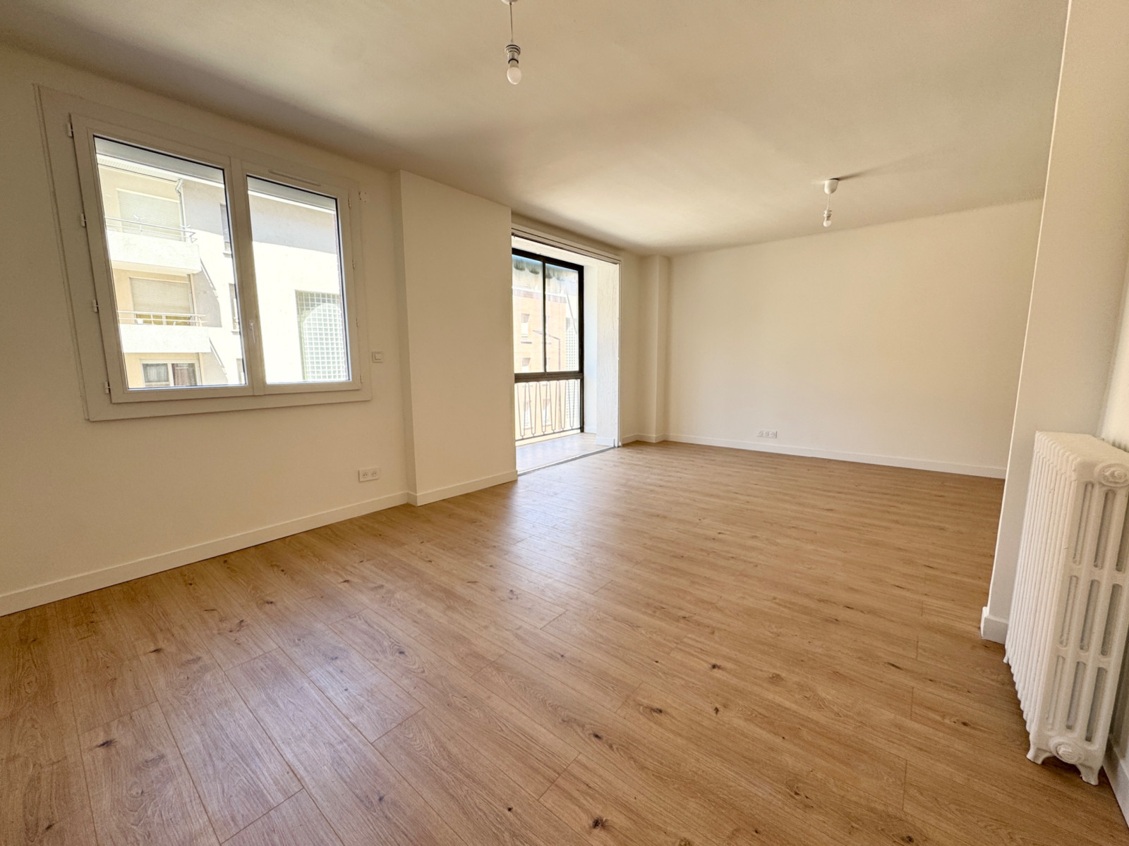 
                                                Vente
                                                 Appartement 3 pièces - 80m2 - Port Saint Sauveur