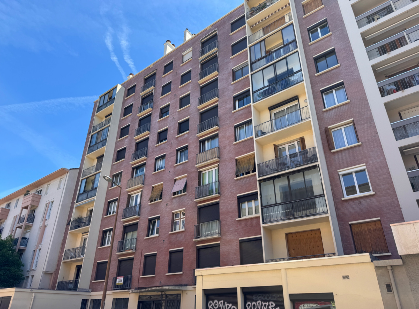 
                                                Vente
                                                 Appartement 3 pièces - 80m2 - Port Saint Sauveur
