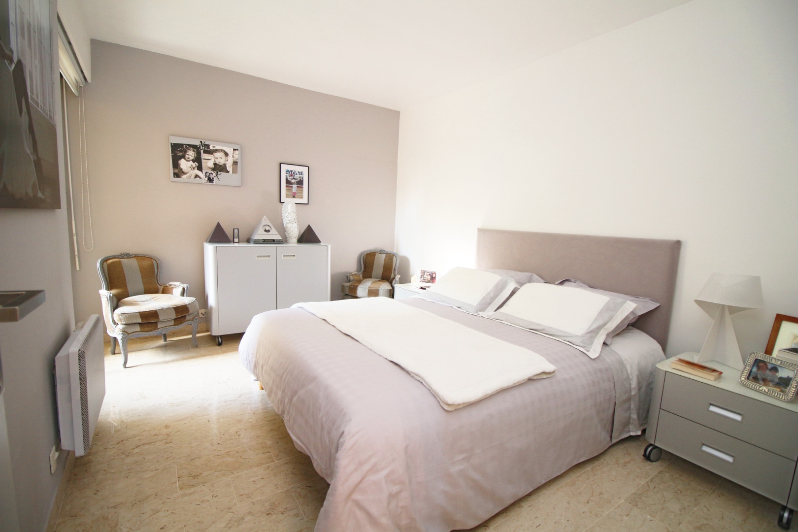 
                                                Vente
                                                 Appartement  - 3 pièces  - 90.0 m²
