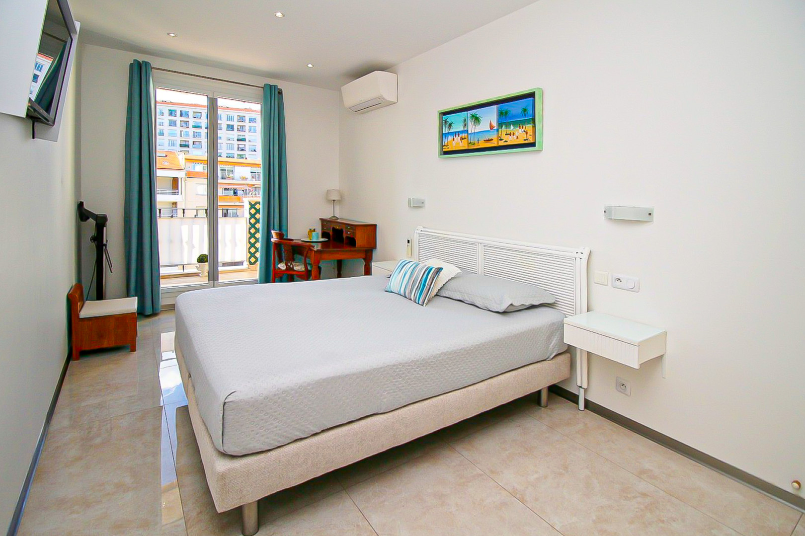 
                                                Vente
                                                 Appartement  - 3 pièces  - 97.0 m²