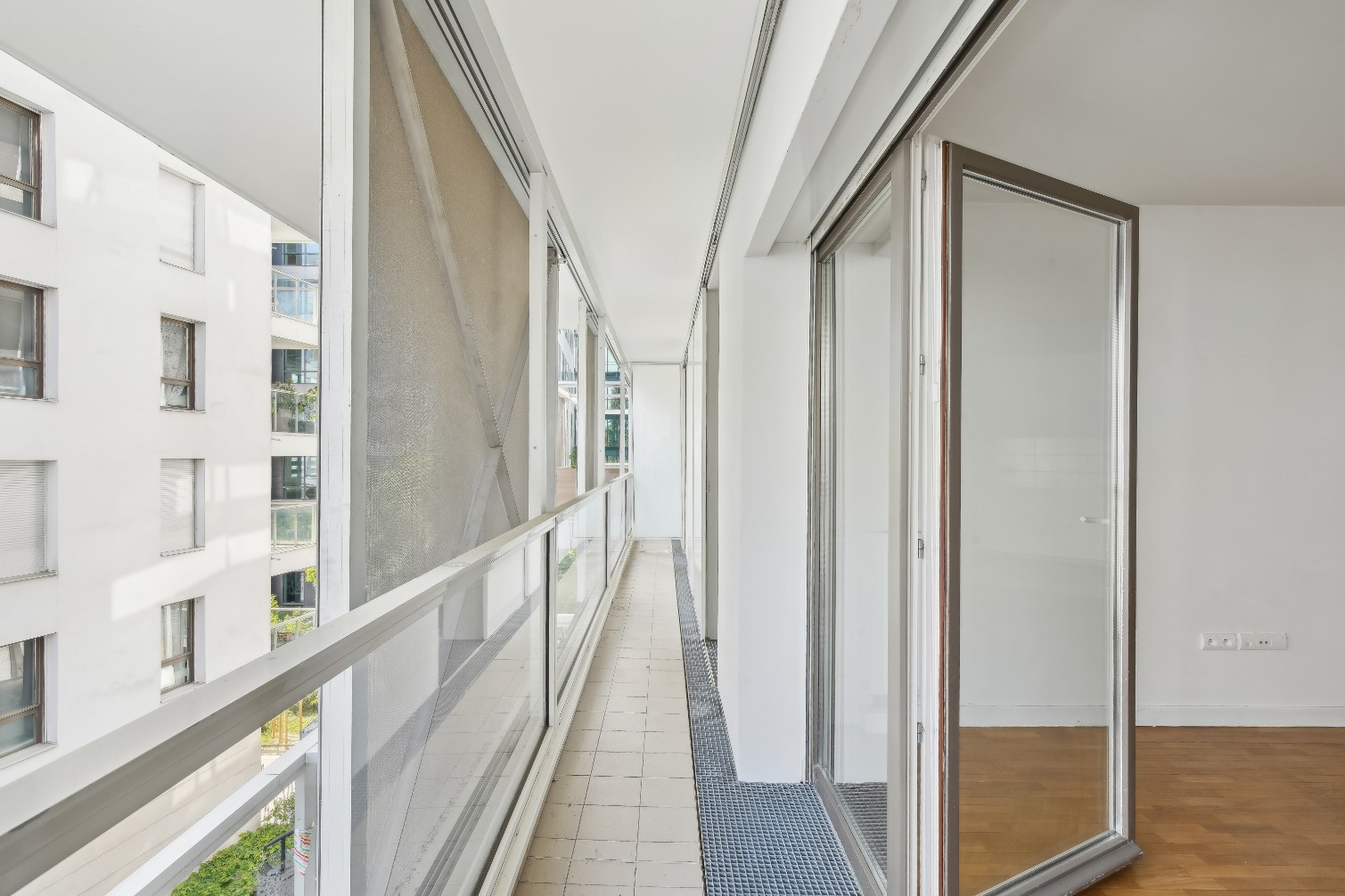 
                                                Vente
                                                 Appartement 3 pièces avec balcon