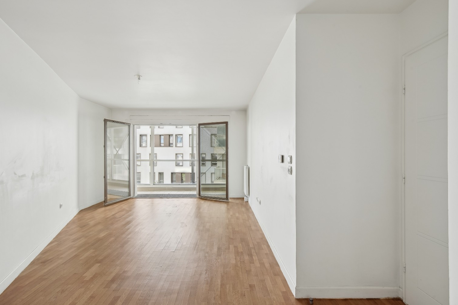 
                                                Vente
                                                 Appartement 3 pièces avec balcon