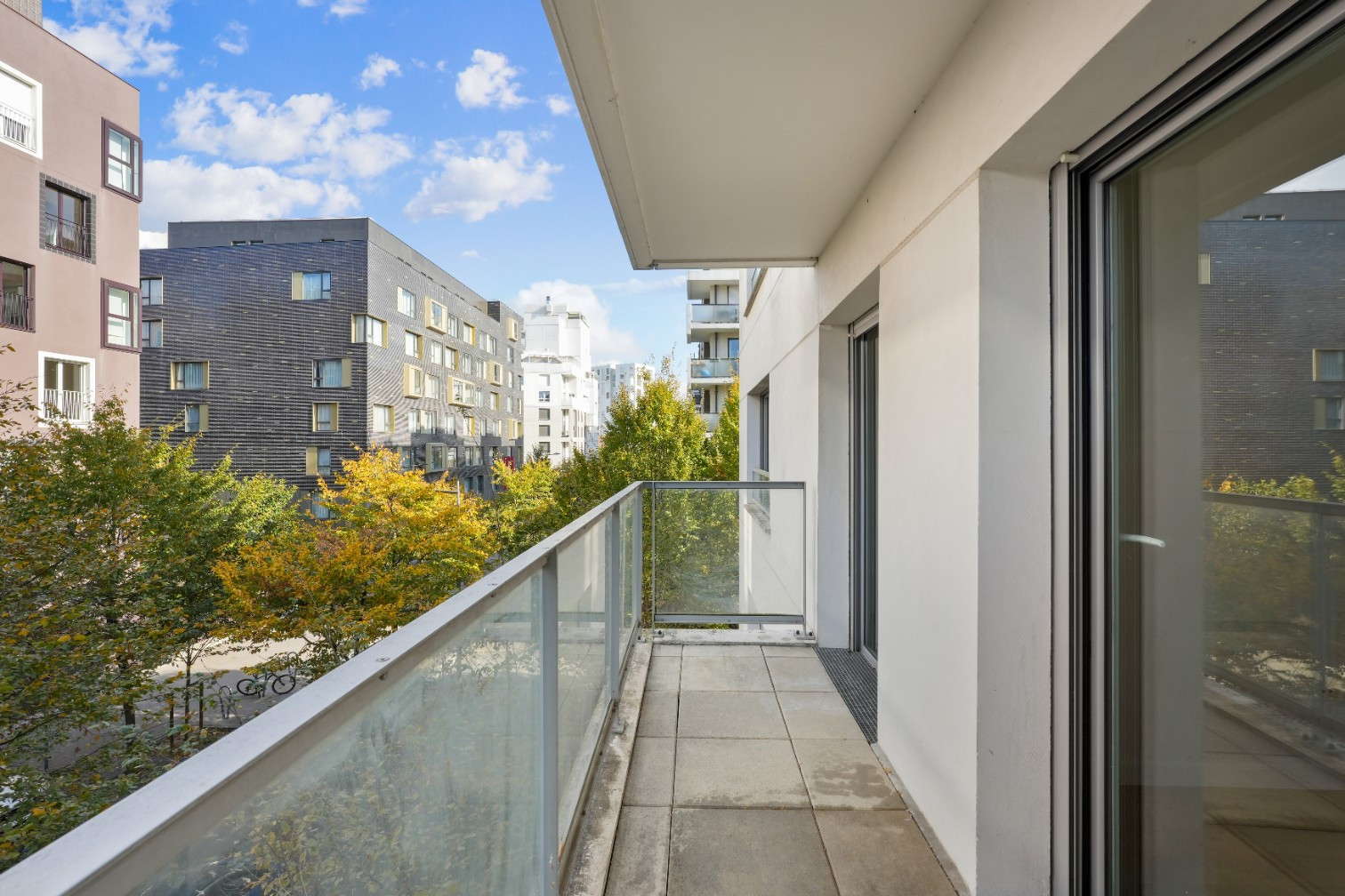 
                                                Vente
                                                 Appartement 3 pièces avec balcon - Asnières