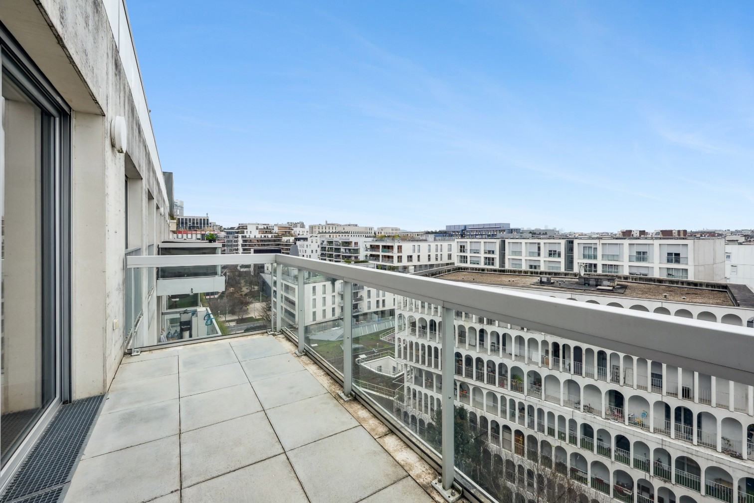 
                                                Vente
                                                 Appartement 3 pièces avec balcon - Boulogne