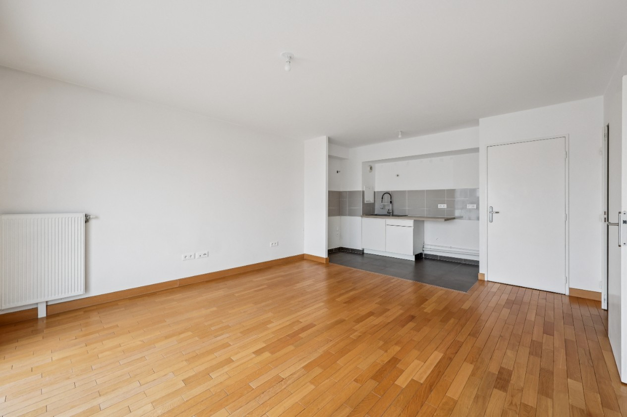 
                                                Vente
                                                 Appartement 3 pièces avec balcon - Boulogne