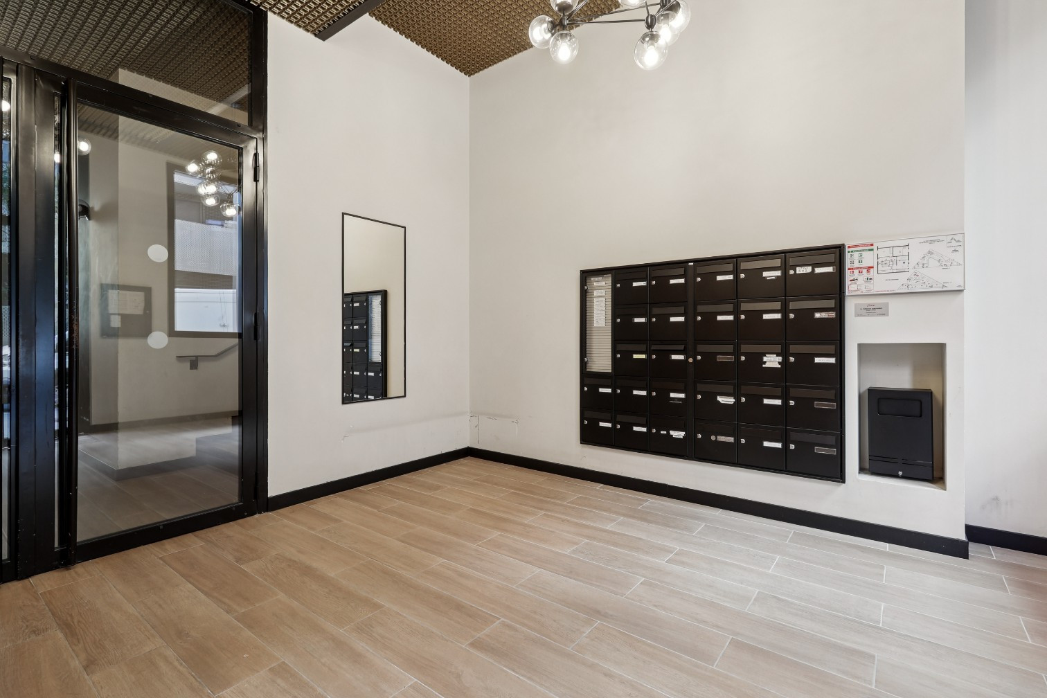 
                                                Vente
                                                 Appartement 3 pièces avec balcon - Boulogne