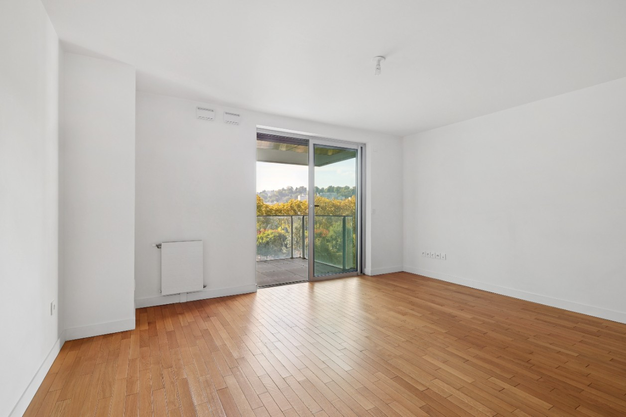 
                                                Vente
                                                 Appartement 3 pièces avec balcon - Boulogne