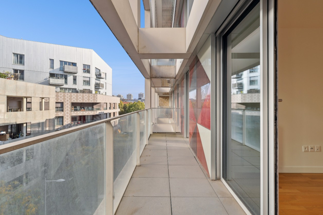 
                                                Vente
                                                 Appartement 3 pièces avec balcon - Boulogne