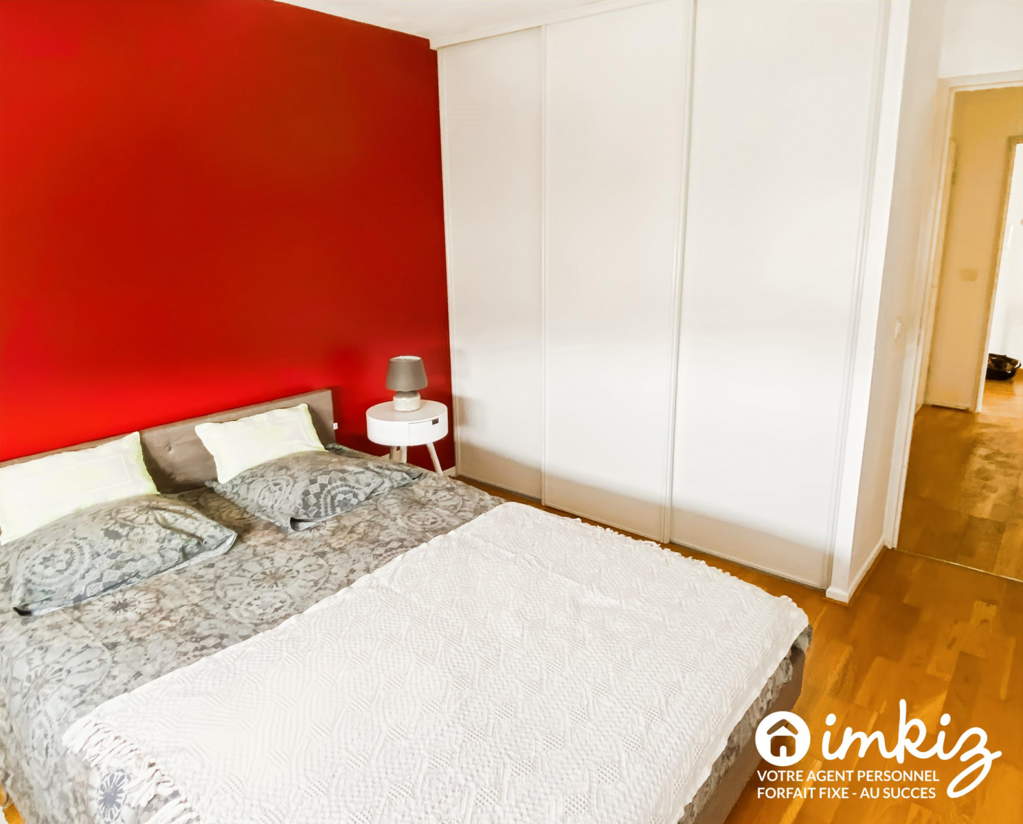 
                                                Vente
                                                 Appartement 3 pièces avec balcon, cave et parking