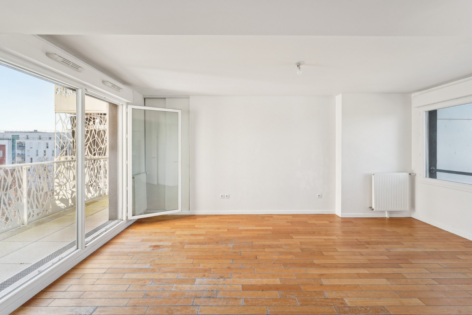
                                                Vente
                                                 Appartement 3 pièces avec balcon - Cergy