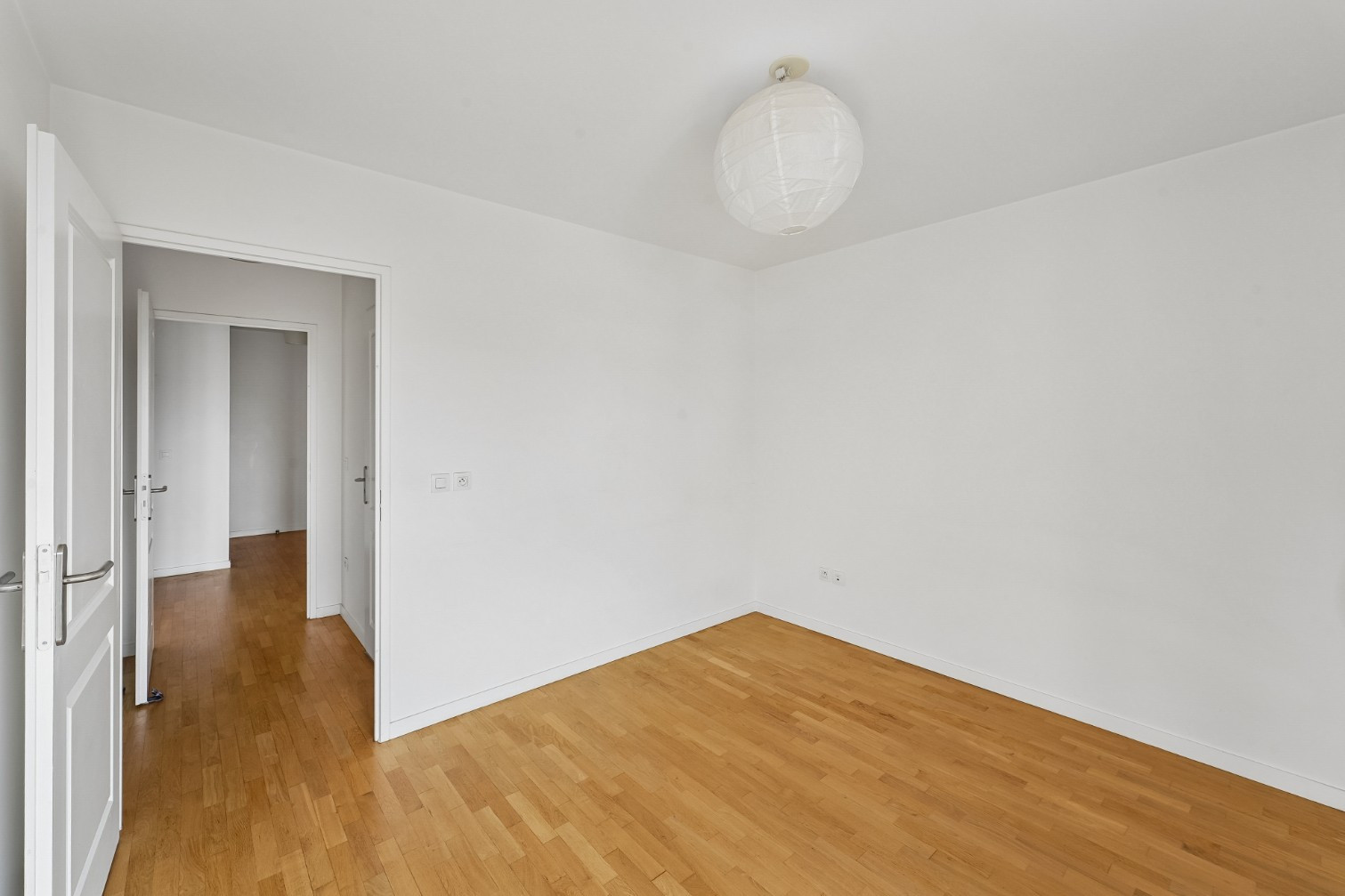 
                                                Vente
                                                 Appartement 3 pièces avec balcon - Cergy