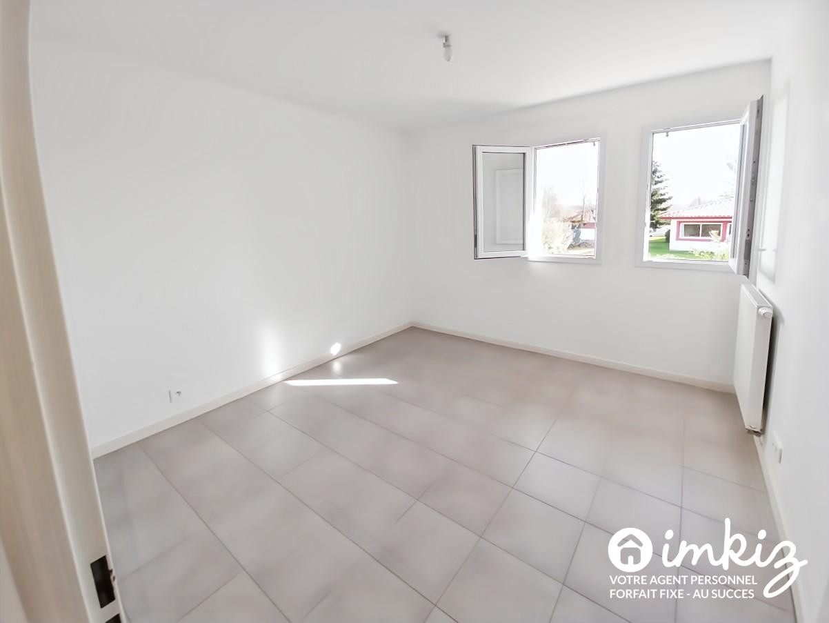 
                                                Vente
                                                 Appartement 3 pièces avec balcon et 2 parkings