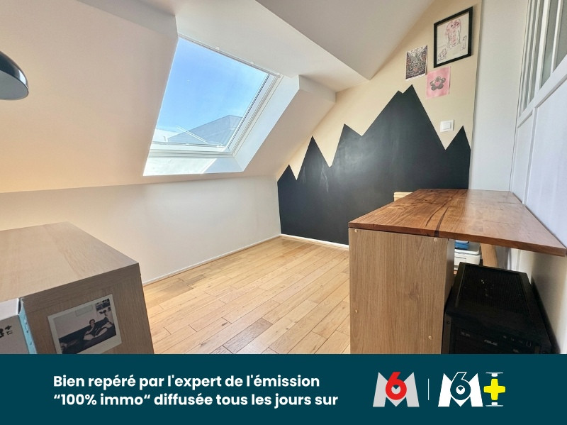 
                                                Vente
                                                 Appartement 3 pièces avec balcon et garage - 2 chambres + 1 bureau – Dernier étage – Île de Nantes