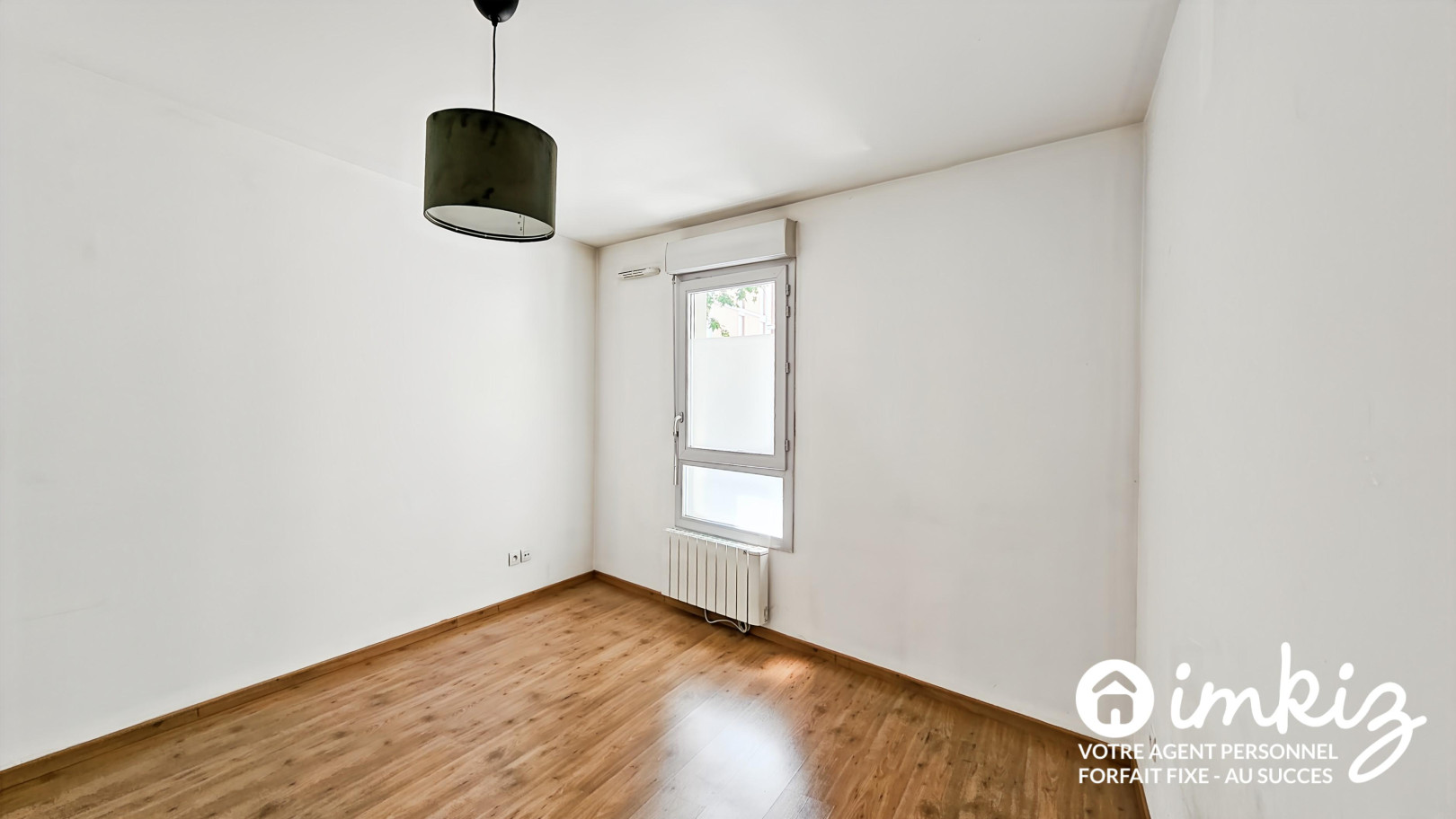 
                                                Vente
                                                 Appartement 3 pièces avec balcon, garage possible