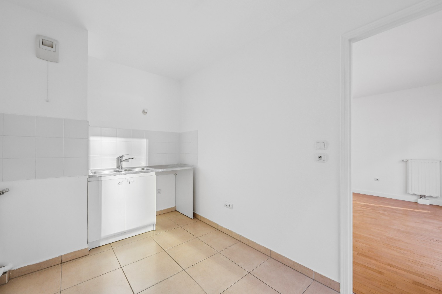 
                                                Vente
                                                 Appartement 3 pièces avec balcon + Parking