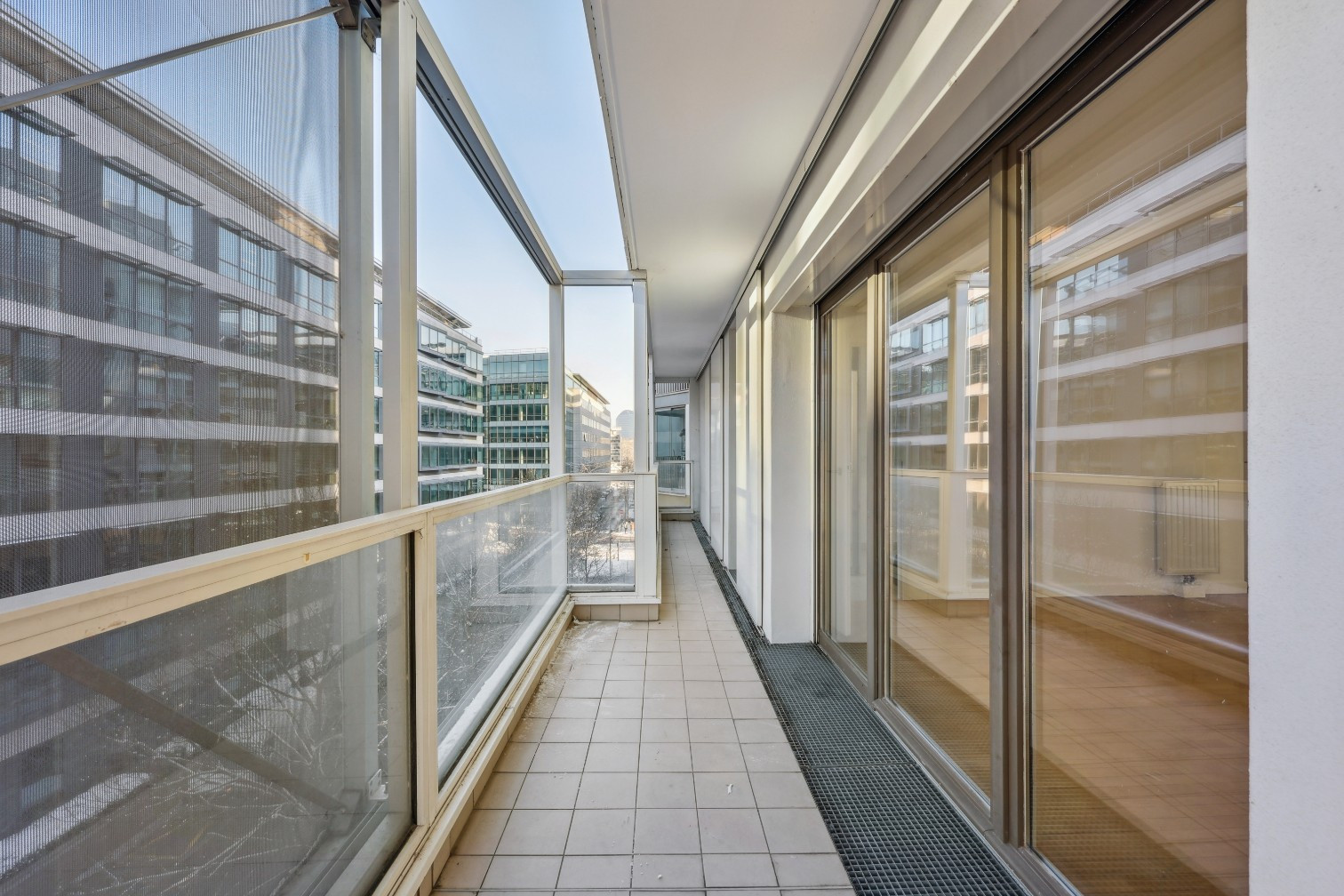 
                                                Vente
                                                 Appartement 3 pièces avec balcon + Parking