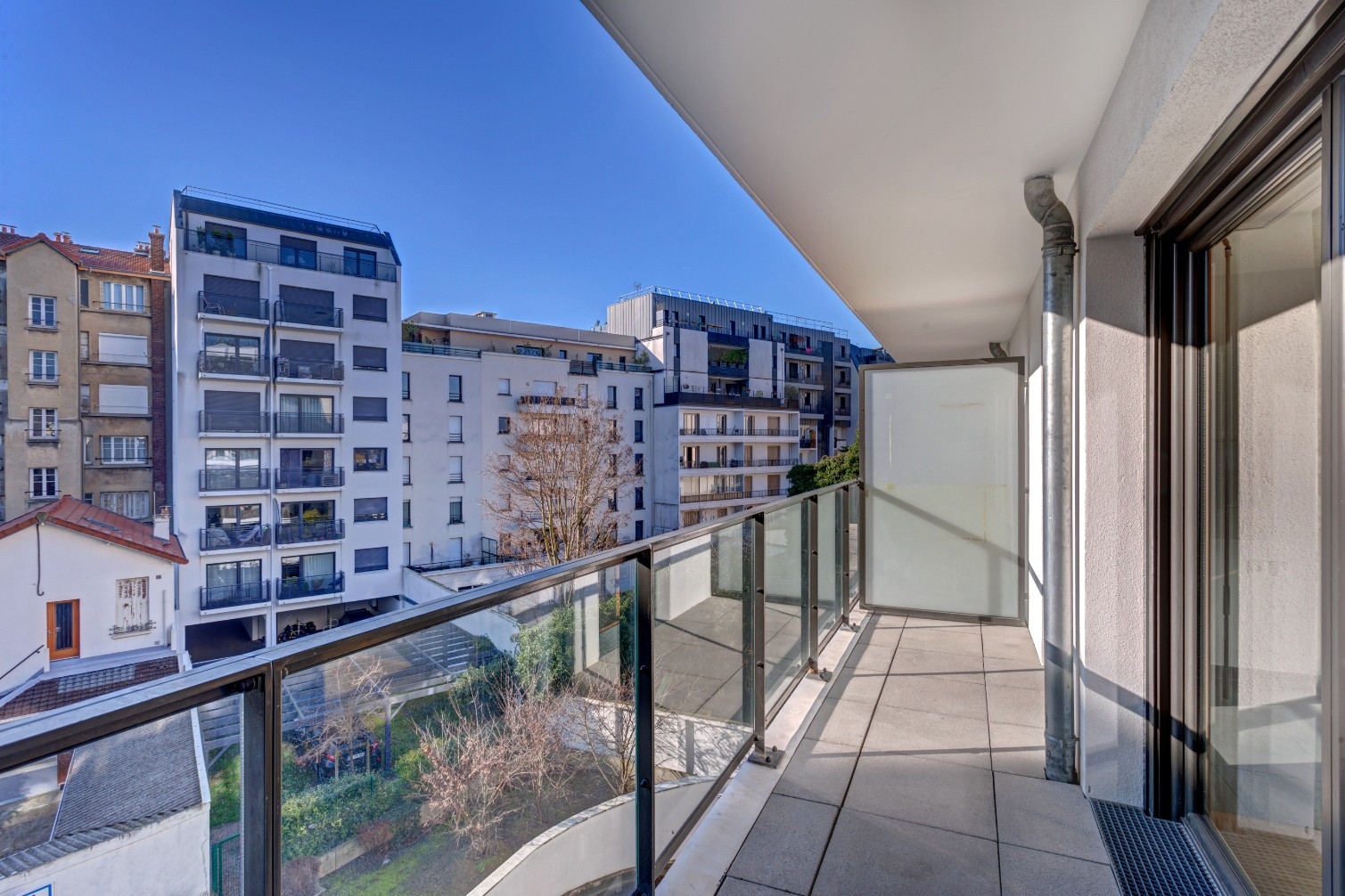 
                                                Vente
                                                 Appartement 3 pièces avec balcon plein Sud !