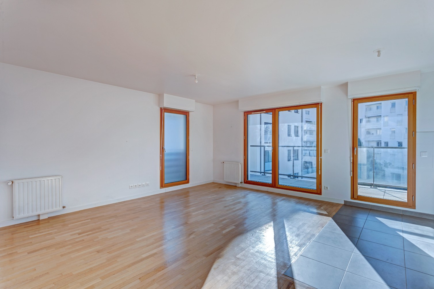 
                                                Vente
                                                 Appartement 3 pièces avec balcon plein Sud !