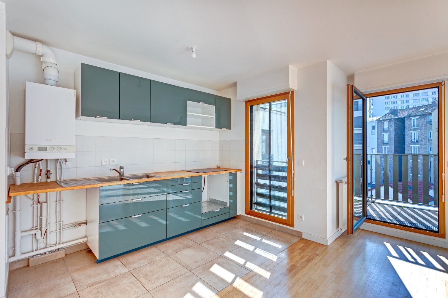 
                                                Vente
                                                 Appartement 3 pièces avec balcon plein Sud !