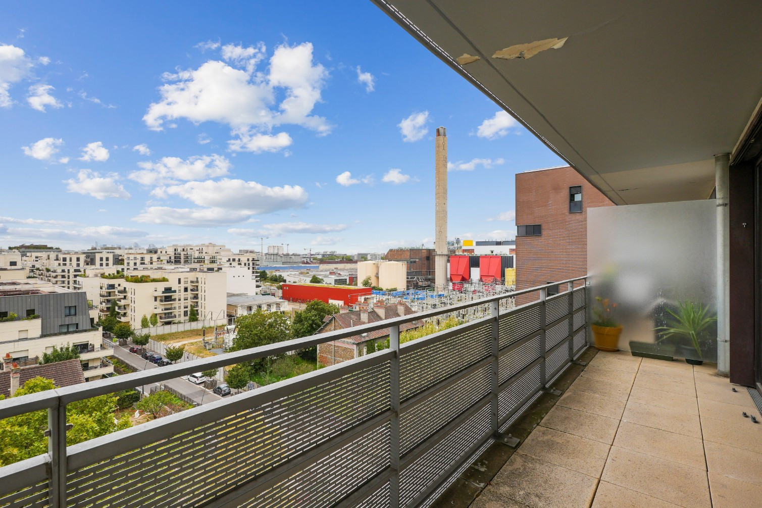
                                                Vente
                                                 Appartement 3 pièces avec balcon - Saint-Ouen