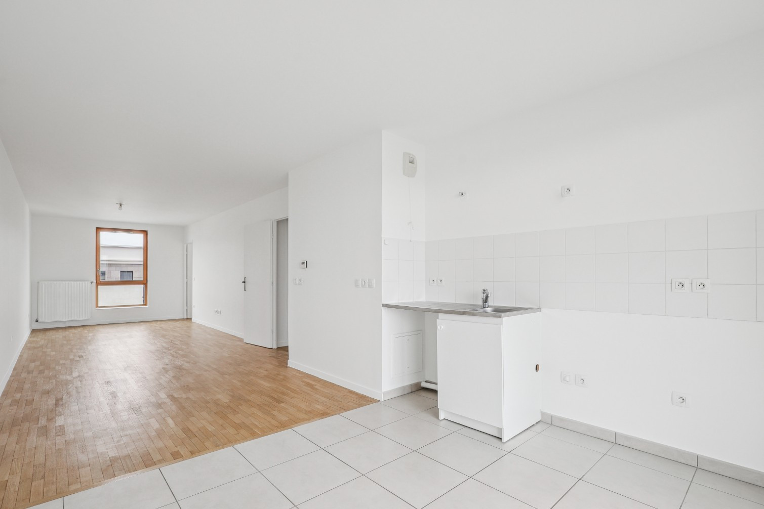 
                                                Vente
                                                 Appartement 3 pièces avec balcon - Saint-Ouen
