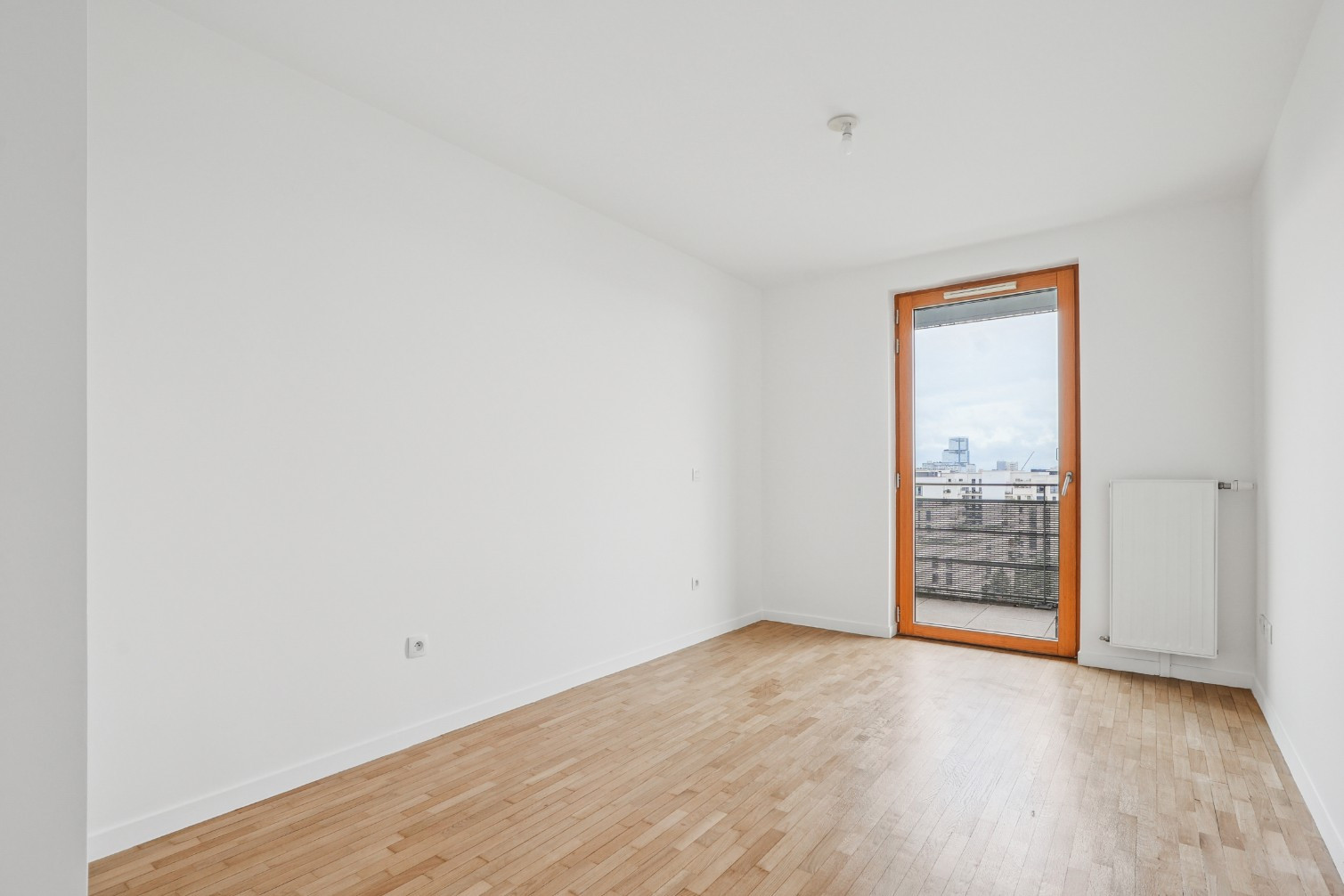 
                                                Vente
                                                 Appartement 3 pièces avec balcon - Saint-Ouen