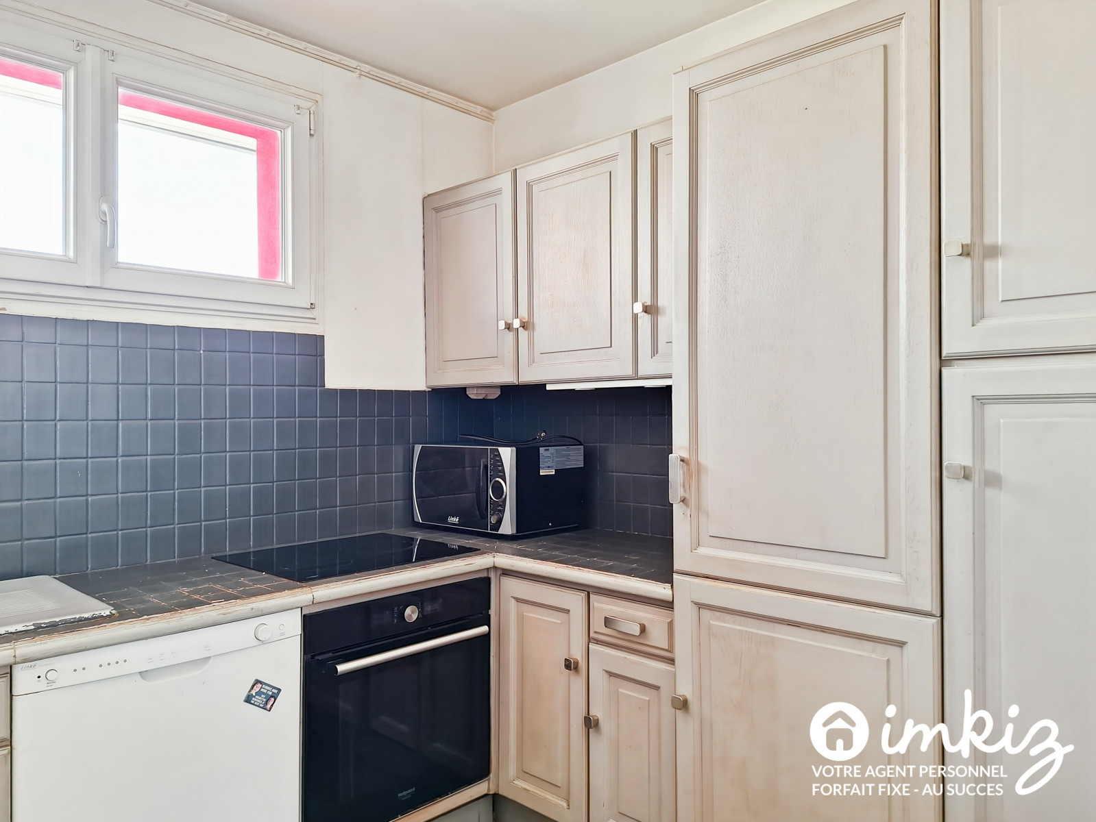 
                                                Vente
                                                 Appartement 3 pièces avec cave et balcon