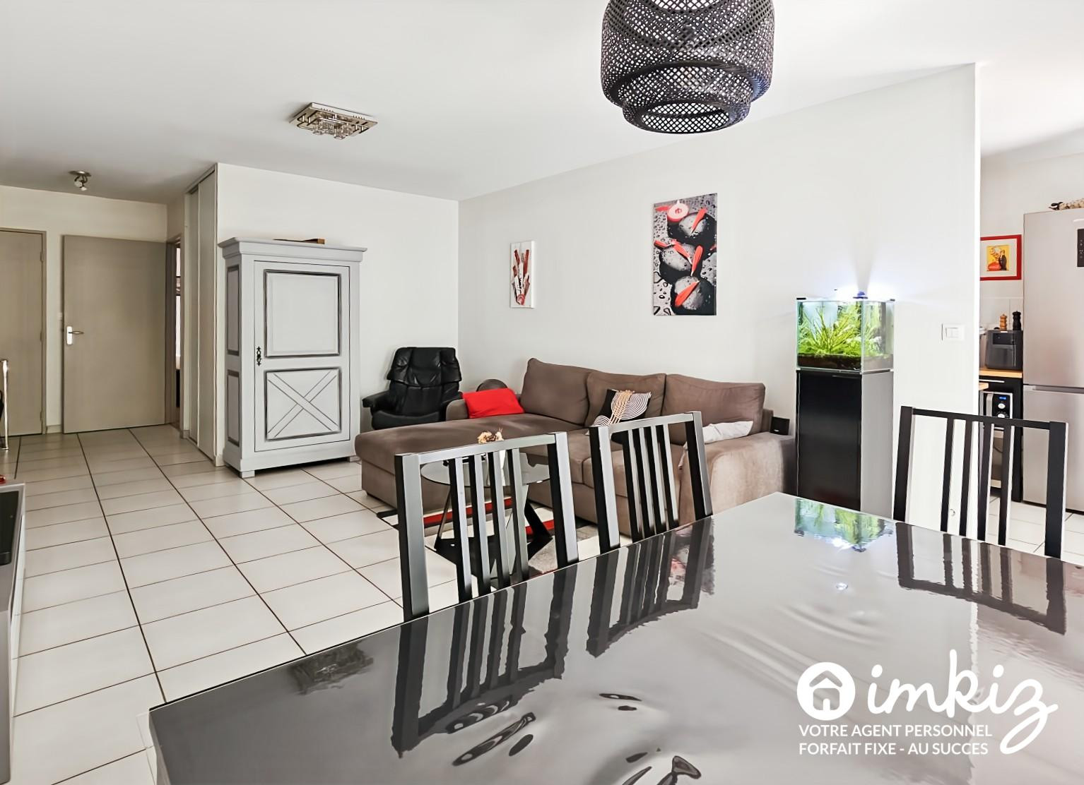 
                                                Vente
                                                 Appartement 3 pièces avec double terrasse