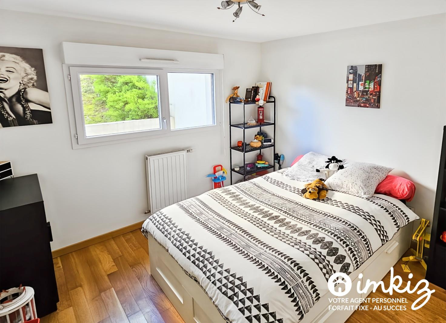 
                                                Vente
                                                 Appartement 3 pièces avec double terrasse