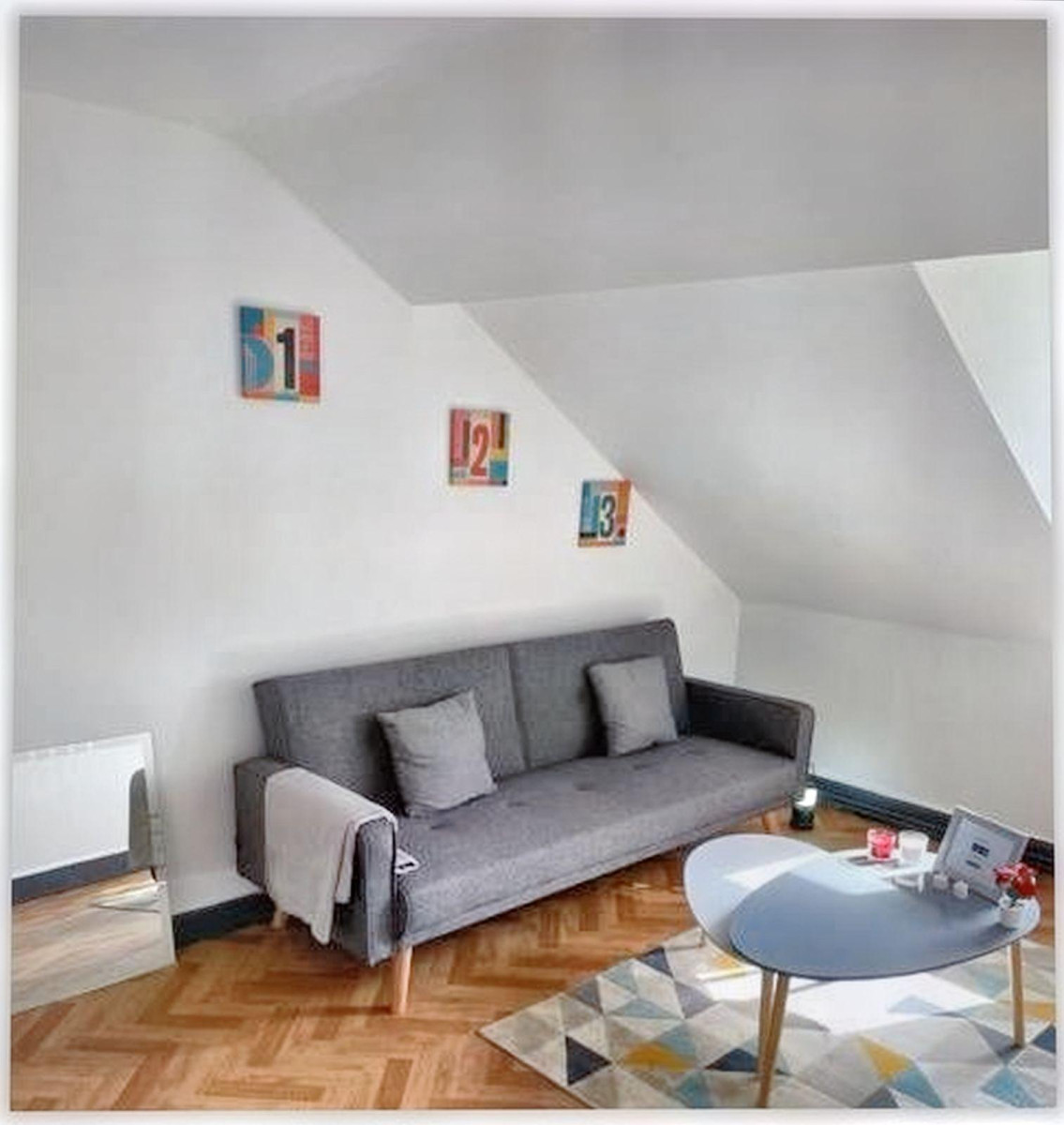 
                                                Location
                                                 Appartement 3 pièces avec jardin