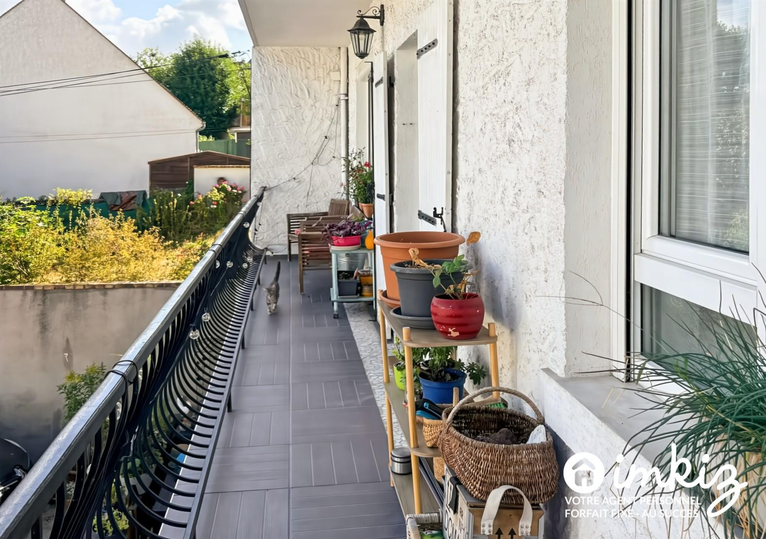 
                                                Vente
                                                 Appartement 3 pièces avec jardin calme et lumineux