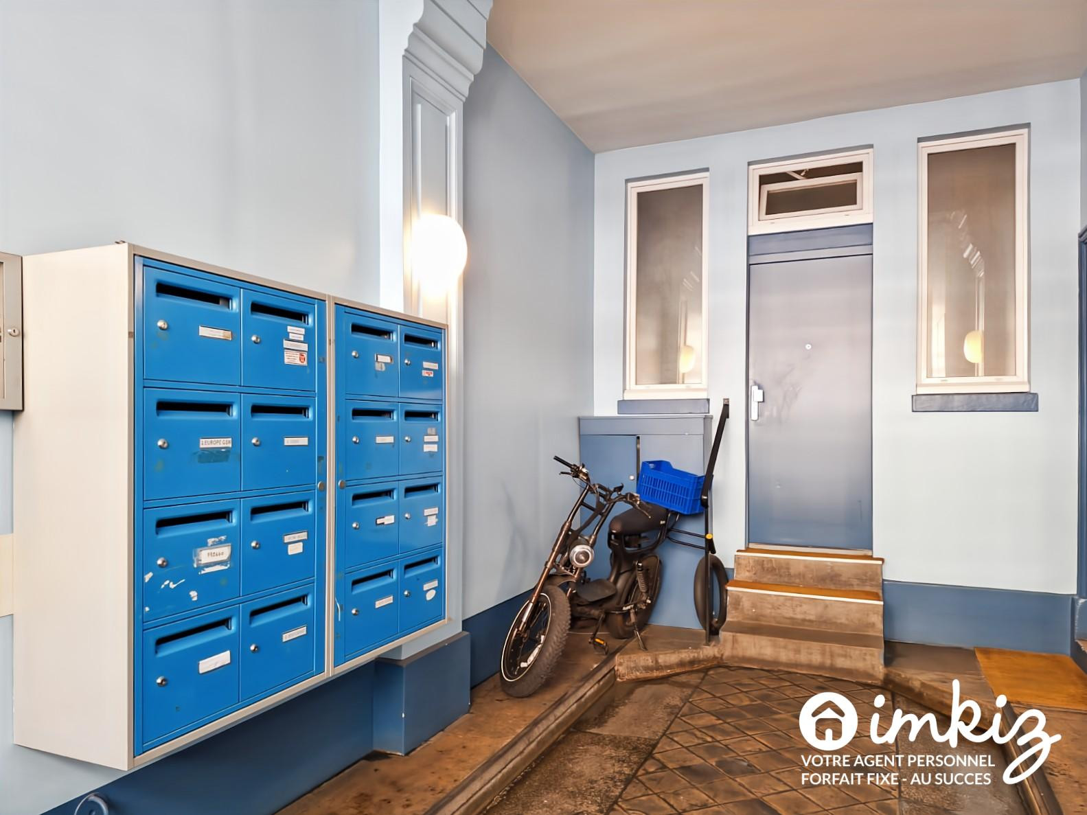 
                                                Vente
                                                 Appartement 3 pièces avec terrasse