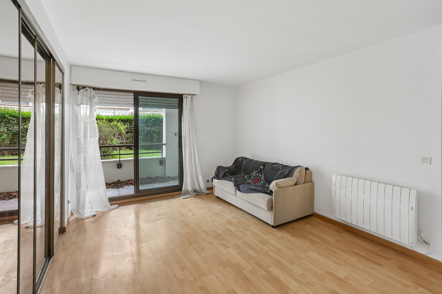 
                                                Vente
                                                 Appartement 3 pièces avec terrasse - Levallois