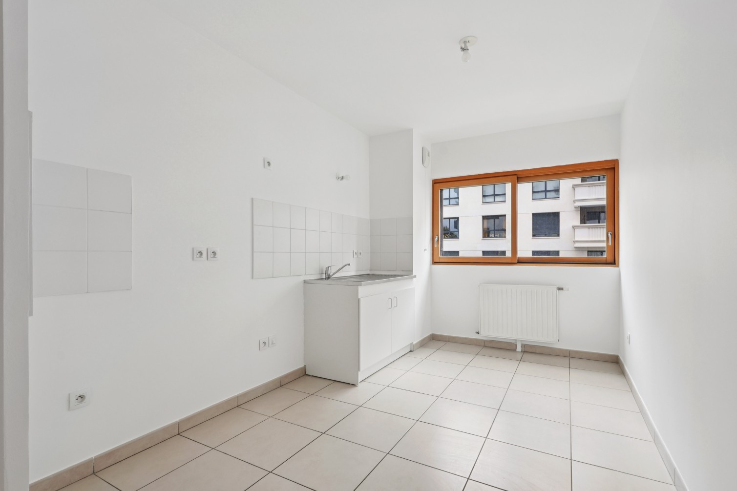 
                                                Vente
                                                 Appartement 3 pièces avec terrasse - Saint-Ouen