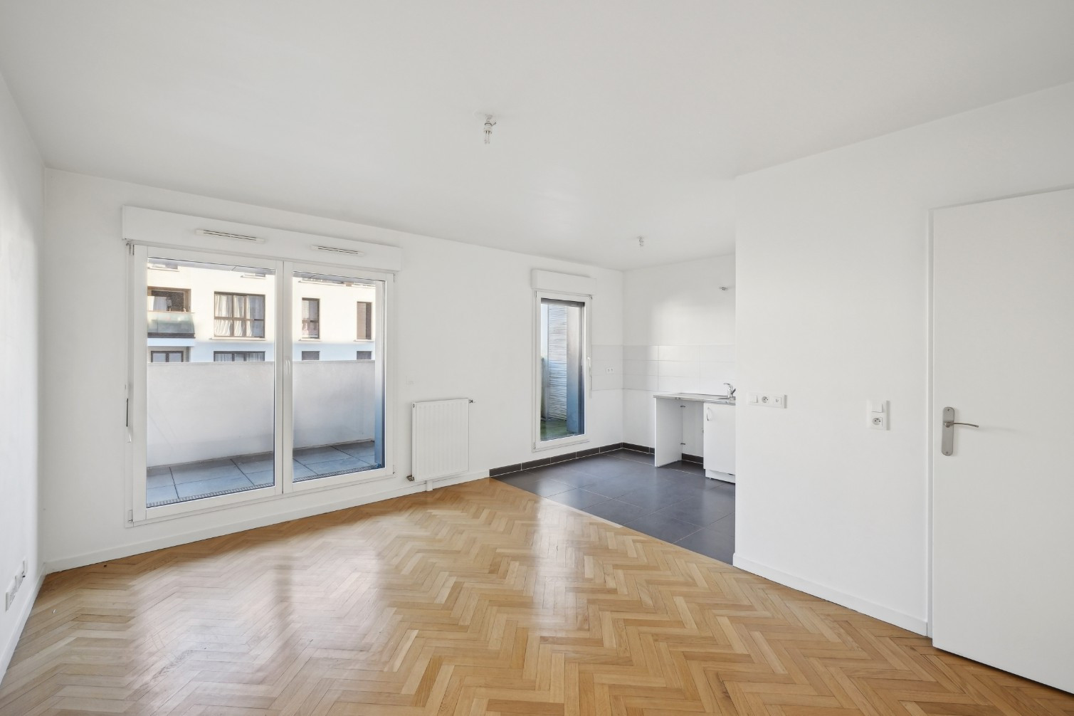 
                                                Vente
                                                 Appartement 3 pièces avec terrasse - Velizy