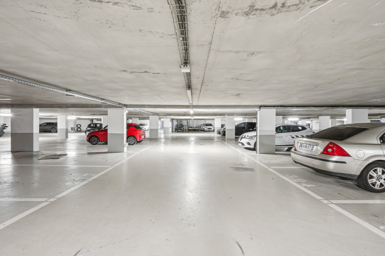 
                                                Vente
                                                 Appartement 3 pièces avec terrasse - Velizy