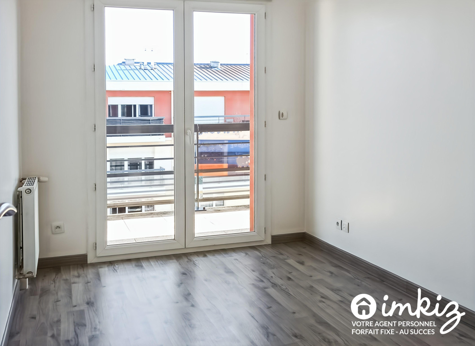 
                                                Vente
                                                 Appartement 3 pièces - Balcon (+ possibilté box)