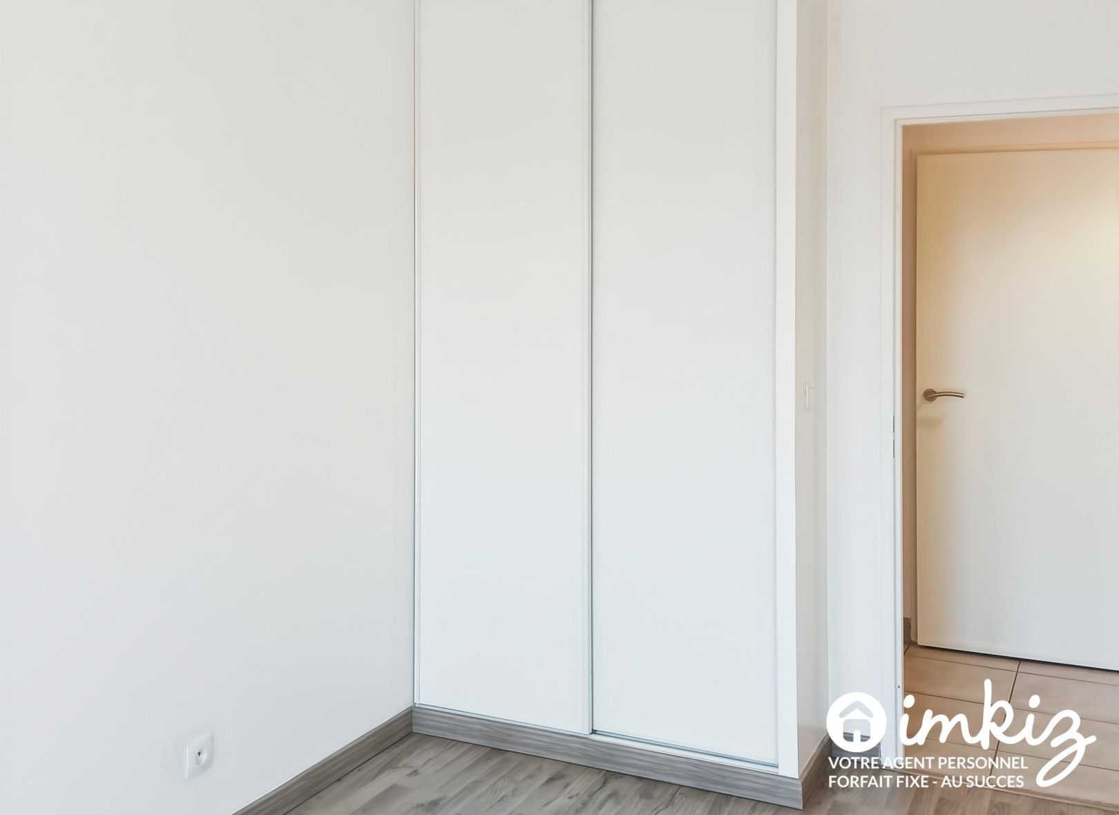 
                                                Vente
                                                 Appartement 3 pièces - Balcon (+ possibilté box)