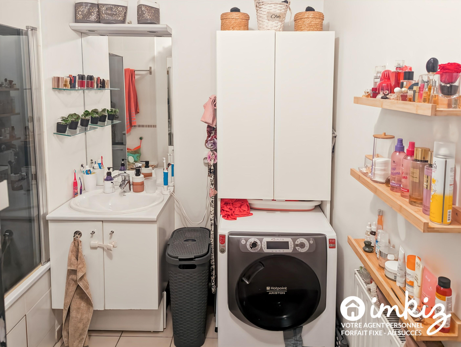 
                                                Vente
                                                 Appartement 3 pièces bien entretenu