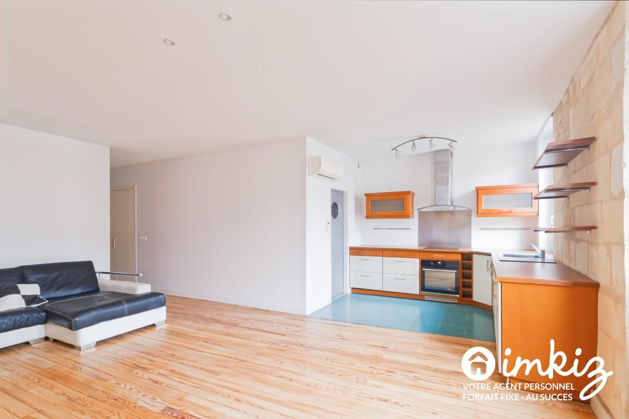 
                                                Vente
                                                 Appartement 3 pièces Bordeaux aux Chartrons