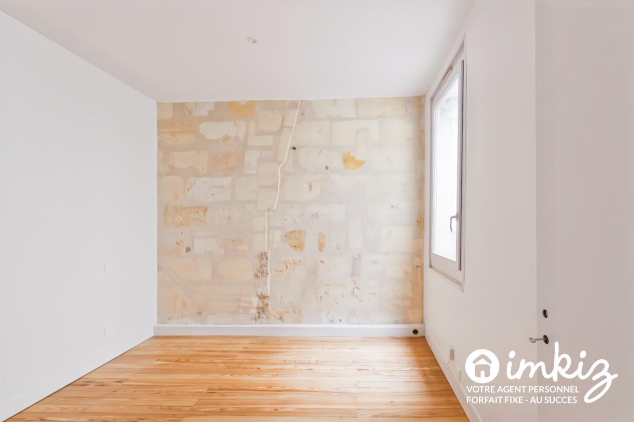 
                                                Vente
                                                 Appartement 3 pièces Bordeaux aux Chartrons