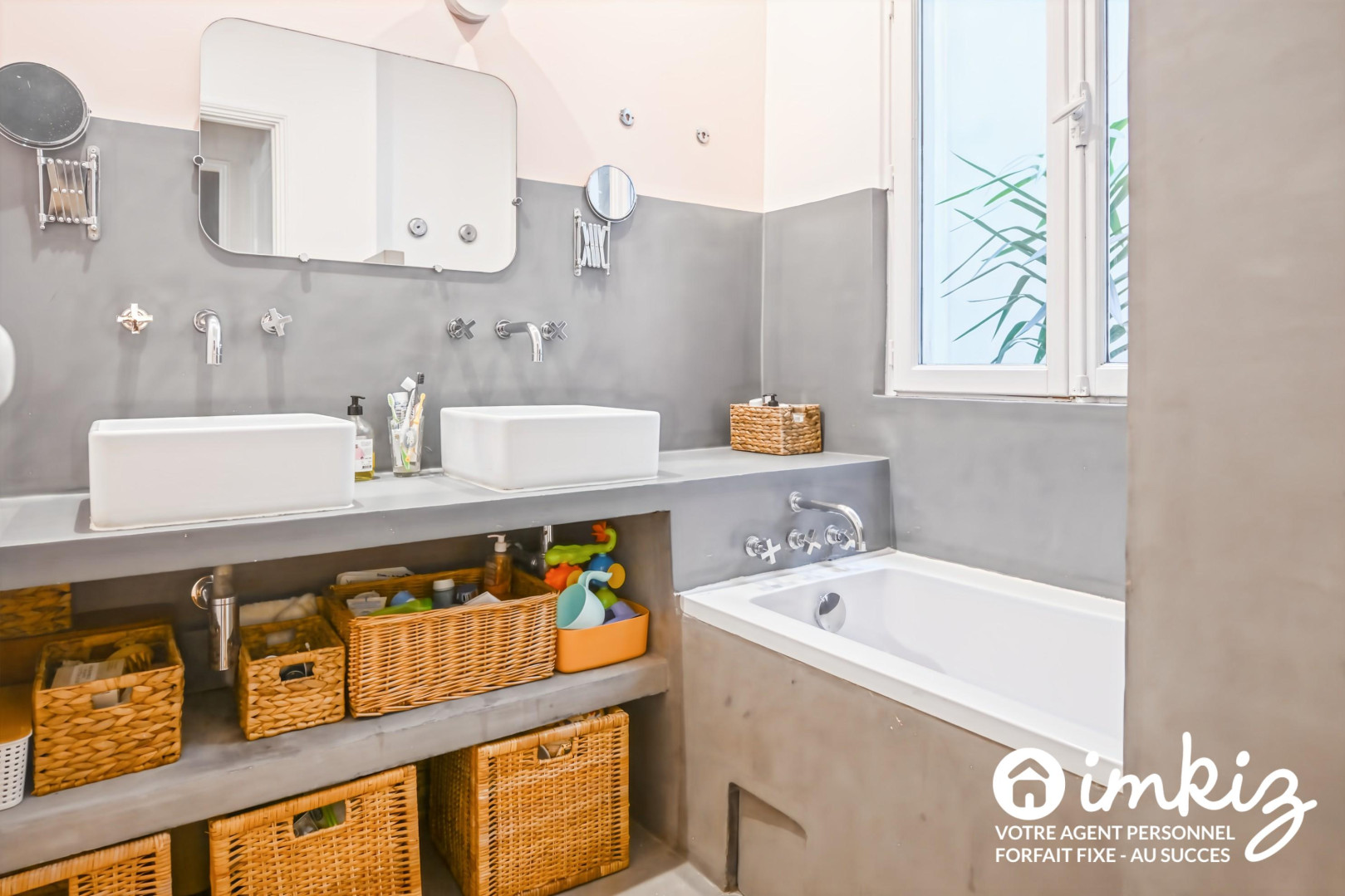 
                                                Vente
                                                 Appartement 3 pièces - calme sur cour