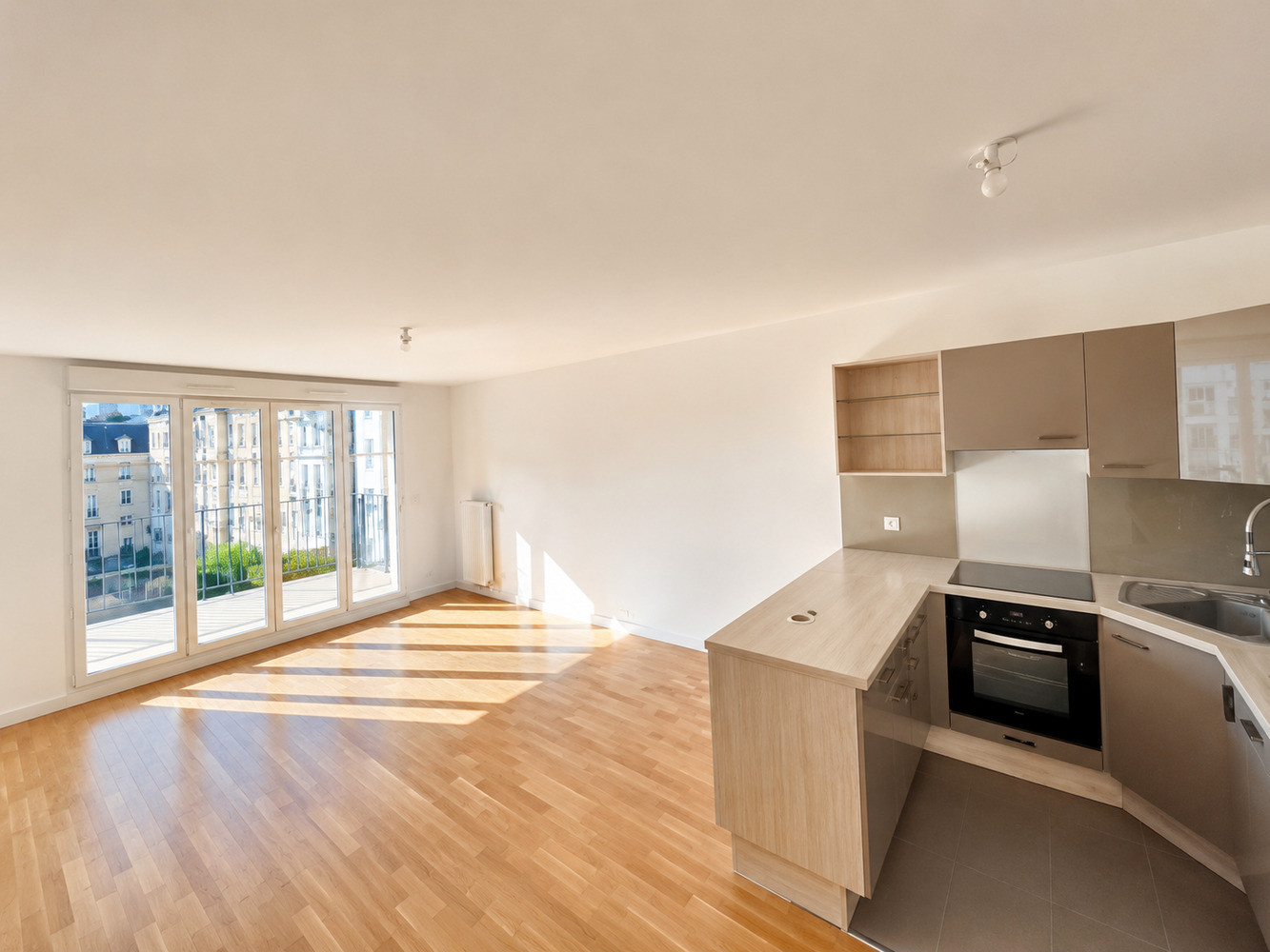 
                                                Location
                                                 Appartement 3 Pièces Cité-Jardin avec Balcon