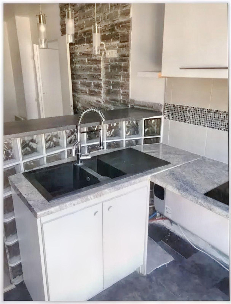 
                                                Location
                                                 Appartement 3 pièces dans une résidence standing