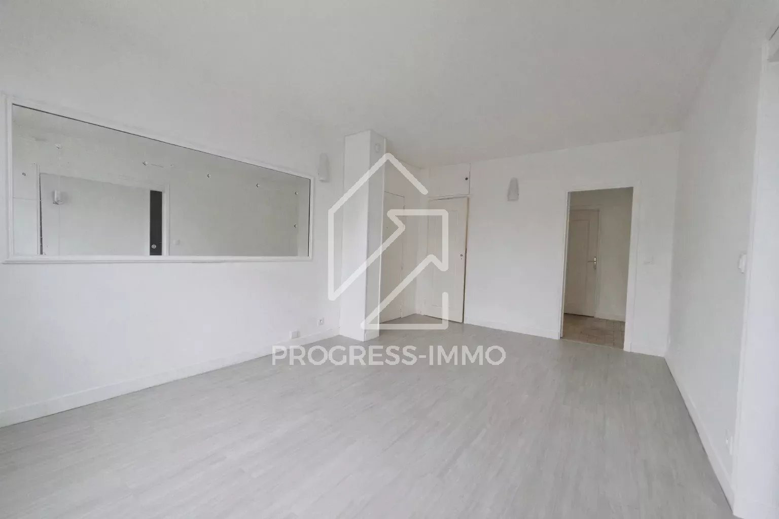 
                                                Location
                                                 Appartement 3 pièces de 57,96 m² à 5 min du métro Ligne 5