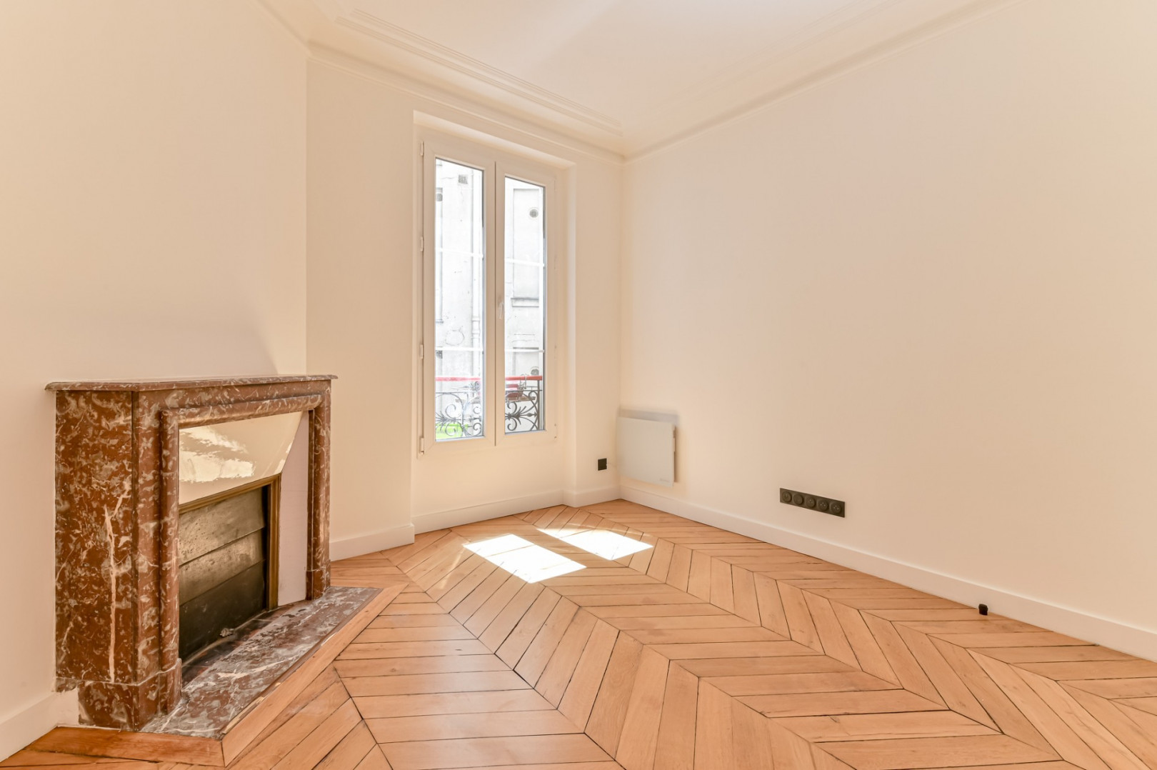 
                                                Vente
                                                 Appartement 3 pièces de 69m2 - PROFESSION LIBÉRALE